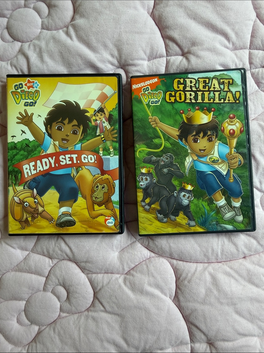 Nickelodeon Go Diego Go! DVD Set - Yellow & Green Cases